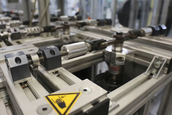 Test for linear short-stroke wear