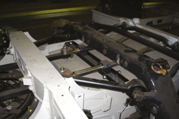 Ejes lineales drylin® R en tecnología de vehículos comerciales