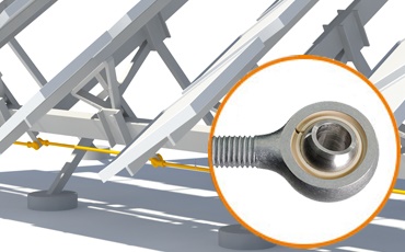 Cabeza articulada metálica igubal KARM en una central solar