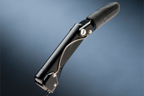 Dedos de una prótesis de mano de Vincent Systems GmbH con los cojinetes iglidur®